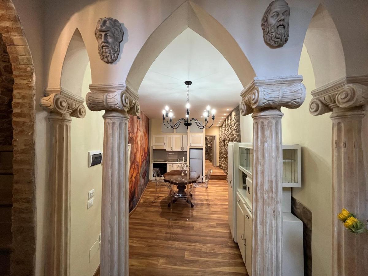 Cortona Suite - The House With Well And The Frescos Palace 외부 사진
